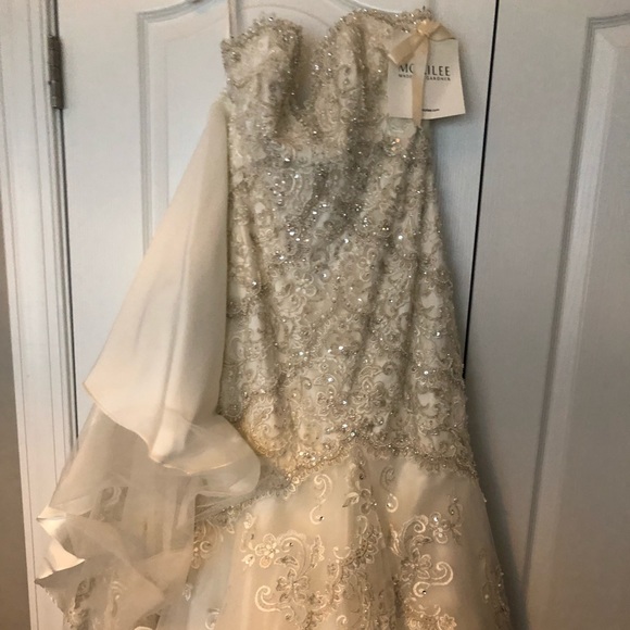 Morilee Wedding Dress new still in box Sz 10 - Picture 8 of 9